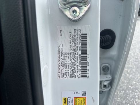 Used 2024 Honda Civic Sport image 32