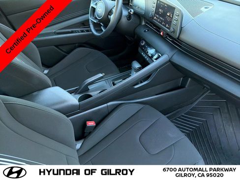 Certified 2025 Hyundai Elantra Sport FWD image 17