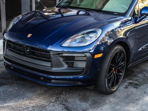 Used 2022 Porsche Macan GTS AWD/4WD image 4