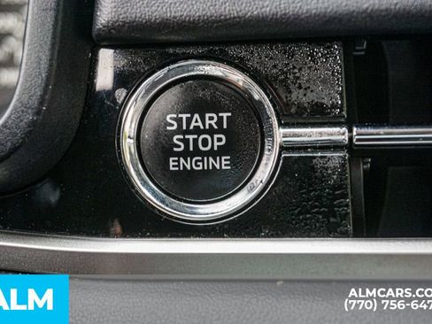 Used 2023 Mitsubishi Outlander SE image 49