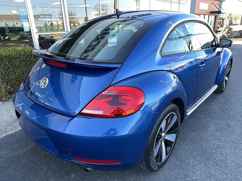 Used 2012 Volkswagen Beetle 2.0T image 3