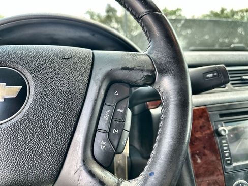 Used 2010 Chevrolet Tahoe LT w/ Texas Edition image 32