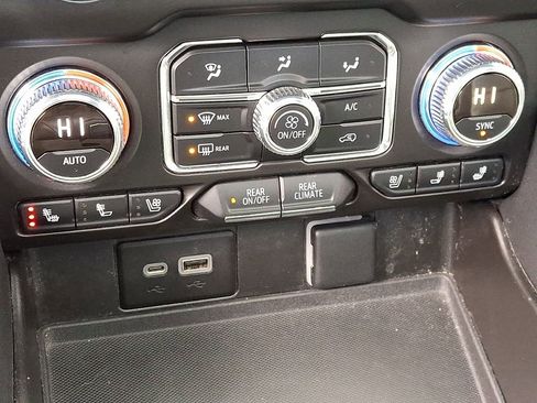 Used 2023 GMC Yukon SLT image 20