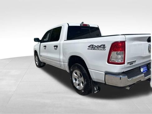 Used 2024 RAM 1500 Big Horn AWD/4WD image 3