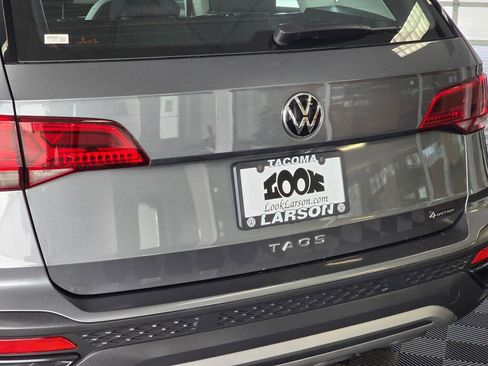 Used 2023 Volkswagen Taos S AWD/4WD image 12