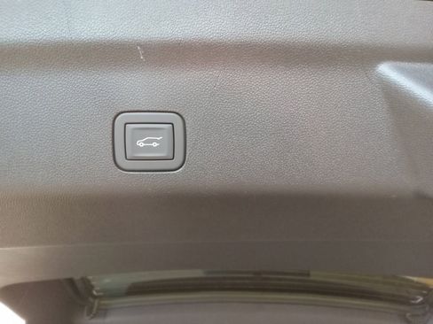 New 2026 Cadillac Escalade V w/ LPO, Onyx Lite Package image 27