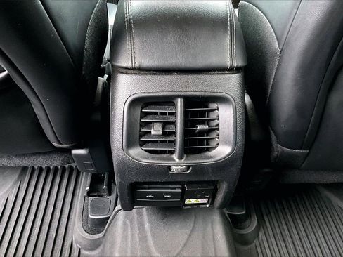 Certified 2020 Jeep Cherokee Limited image 14