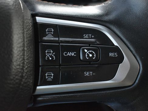Used 2022 Jeep Compass Limited AWD/4WD image 21
