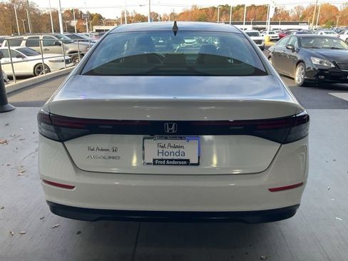 Used 2023 Honda Accord EX image 22