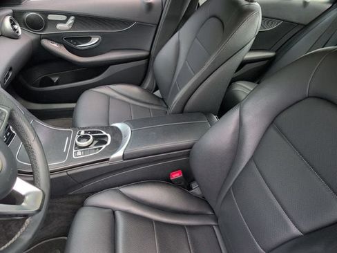 Used 2017 Mercedes-Benz C 300 4MATIC Sedan image 17