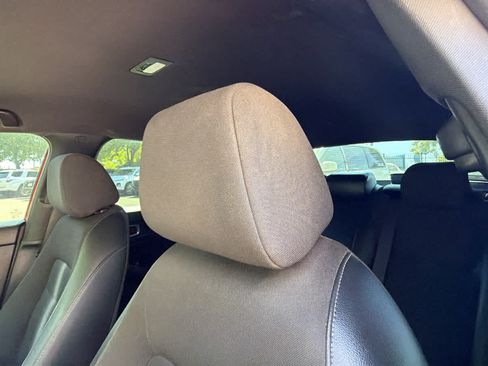 Used 2023 Honda Civic Sport image 11