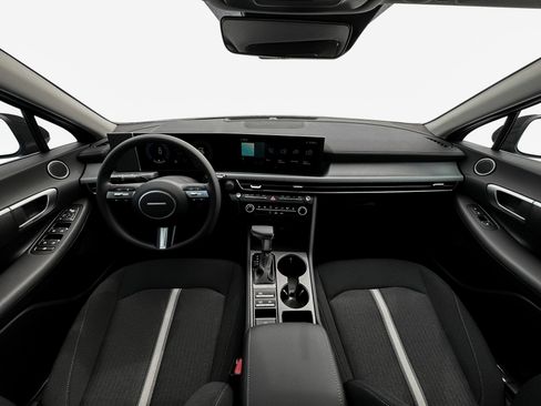 New 2025 Hyundai Sonata SE FWD image 13