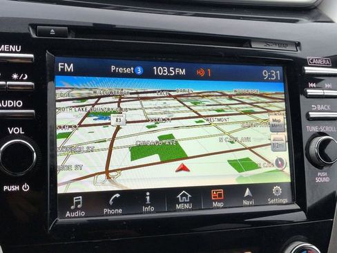 Used 2017 Nissan Murano S w/ Navigation Package AWD/4WD image 20
