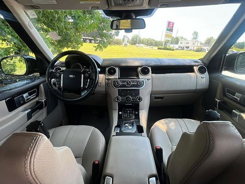 Used 2016 Land Rover LR4 HSE AWD/4WD image 11
