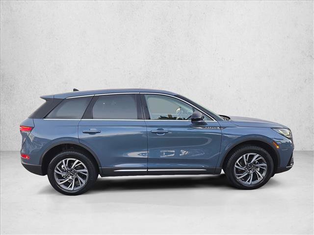 Used 2023 Lincoln Corsair FWD image 4