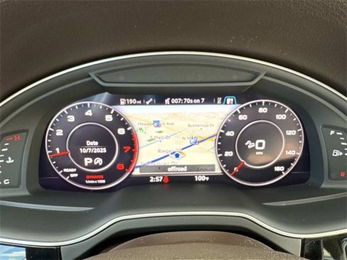 Used 2018 Audi Q7 3.0T Prestige w/ Prestige Package image 32