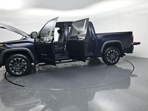 Used 2024 Toyota Tundra Limited AWD/4WD image 71