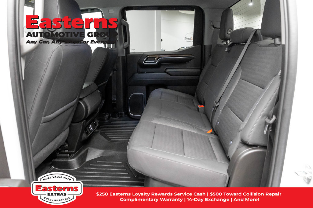 Used 2023 Chevrolet Silverado 1500 LT AWD/4WD image 23