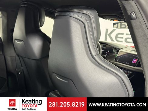 Used 2023 Audi RS e-tron GT w/ Carbon Performance Package image 18