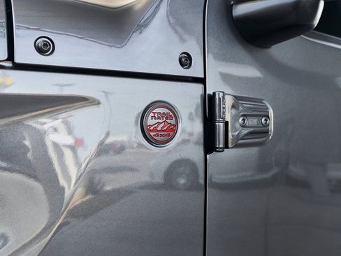 Used 2021 Jeep Wrangler Unlimited Rubicon image 8