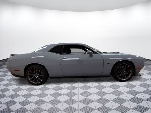 Used 2022 Dodge Challenger R/T Scat Pack w/ Shaker Package image 7