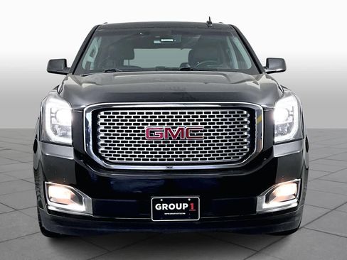 Used 2015 GMC Yukon Denali w/ Premium Package image 3