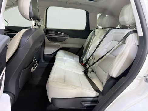New 2026 Lincoln Nautilus Premier w/ Equipment Group 102A AWD/4WD image 25