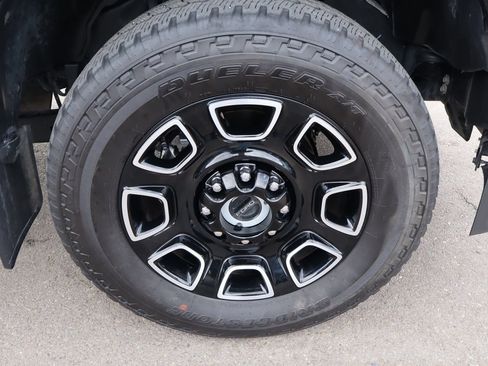 Used 2025 Ford F350 Platinum AWD/4WD image 10