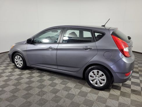Used 2016 Hyundai Accent SE FWD image 3
