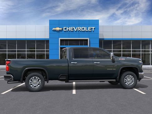 New 2026 Chevrolet Silverado 3500 LTZ w/ LTZ Convenience Package AWD/4WD image 5