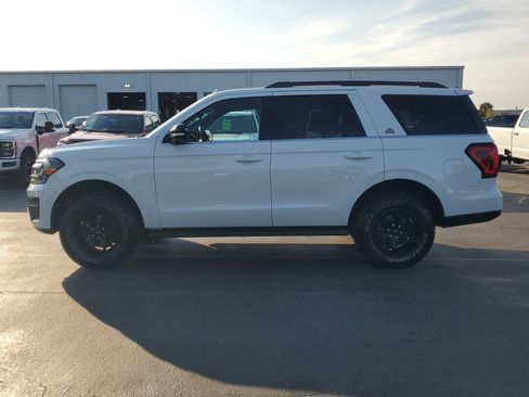 Used 2024 Ford Expedition Timberline image 6
