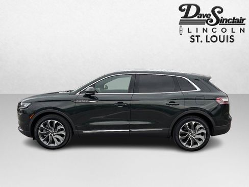 Used 2023 Lincoln Nautilus Reserve w/ Equipment Group 201A image 8