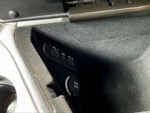Used 2019 Dodge Challenger R/T Scat Pack w/ Plus Package RWD image 16