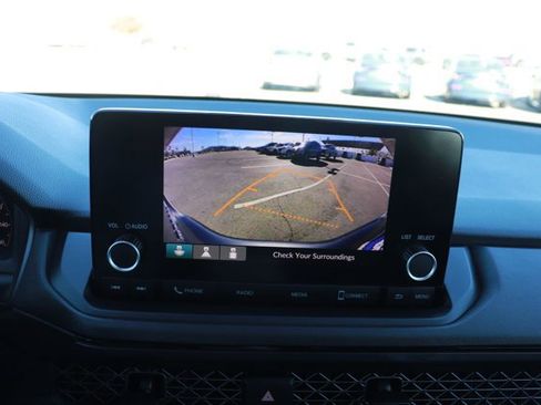 Used 2023 Honda Accord LX image 25