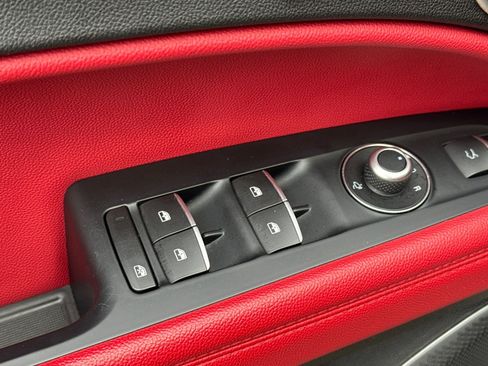 Used 2019 Alfa Romeo Stelvio Ti Sport w/ Quick Order Package 22S Sport AWD/4WD image 13