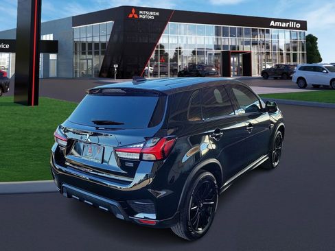 Used 2025 Mitsubishi Outlander Sport LE image 3
