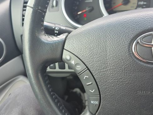 Used 2011 Toyota Tacoma 4x4 Access Cab V6 image 22