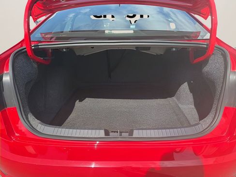 Used 2019 Volkswagen Jetta GLI FWD image 25