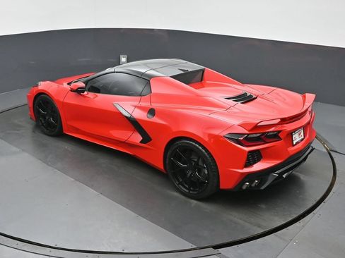Used 2021 Chevrolet Corvette Stingray Preferred Conv w/ Z51 Performance Package RWD image 31