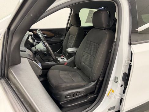 Used 2020 GMC Terrain SLE w/ Driver Convenience Package FWD image 19