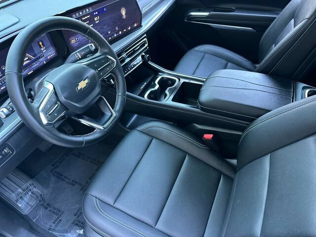Used 2026 Chevrolet Traverse LT w/ Driver Confidence Package AWD/4WD image 10