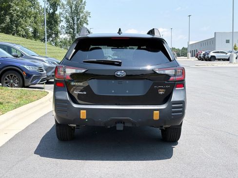 Certified 2025 Subaru Outback Wilderness AWD/4WD image 10