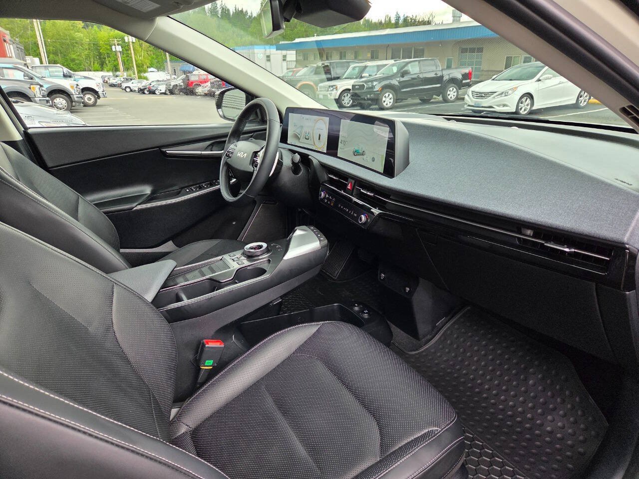Used 2024 Kia EV6 Wind AWD/4WD image 16