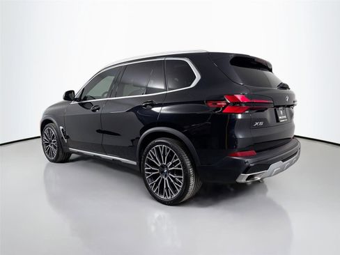 Certified 2026 BMW X5 xDrive40i AWD/4WD image 8