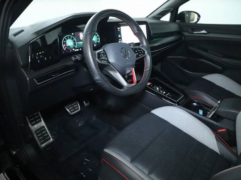 Used 2024 Volkswagen GTI SE FWD image 17