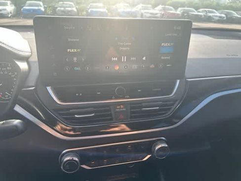 Used 2023 Nissan Altima 2.5 SR w/ SR Premium Package FWD image 17