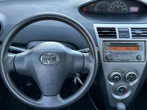 Used 2012 Toyota Yaris Sedan image 14