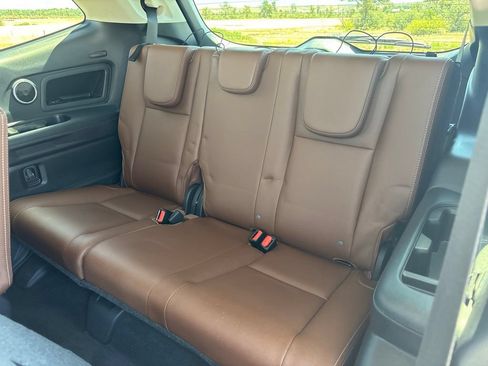 Used 2020 Subaru Ascent Touring w/ Popular Package #2 AWD/4WD image 17