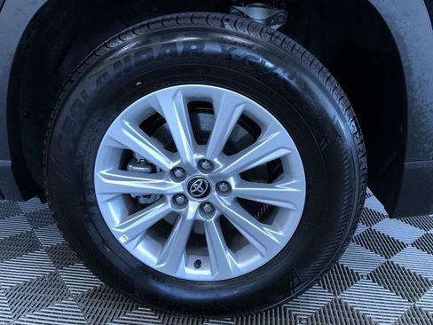 Used 2026 Toyota Grand Highlander AWD image 17