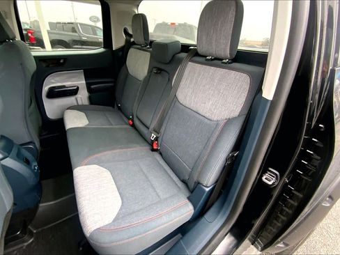 Used 2022 Ford Maverick XLT image 17